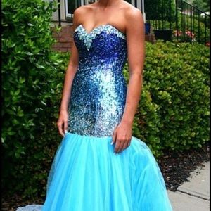 Prom dress for sale